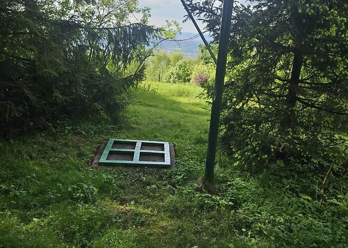 Utulna Chalupa V Beskydech S Krbem A Vyhledy